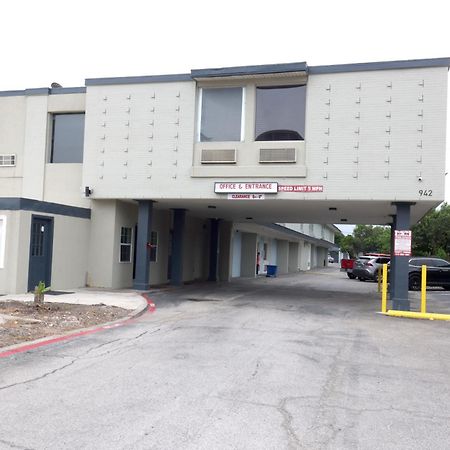 Americas Best Value Inn San Antonio Airport South Exterior foto