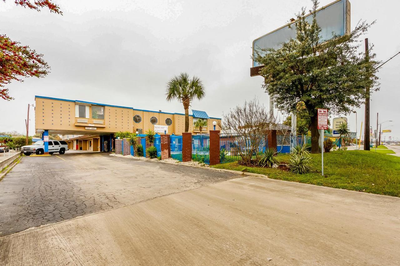 Americas Best Value Inn San Antonio Airport South Exterior foto